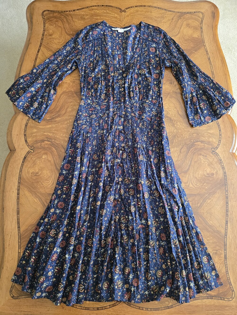 Veronica Beard Shireen Pleated Navy Floral Midi Dress Womens size 2 100% Cotton
